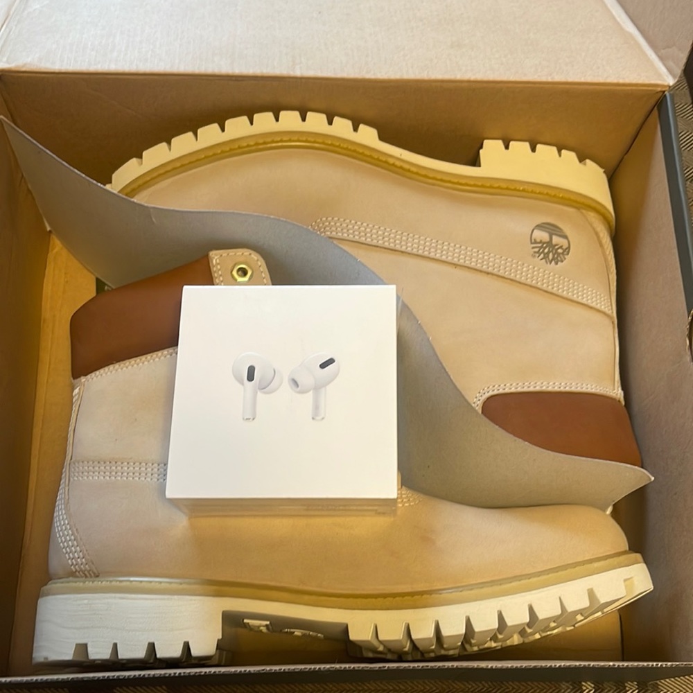 2 for 1 Apple AirPods Pro & Timberland Boots